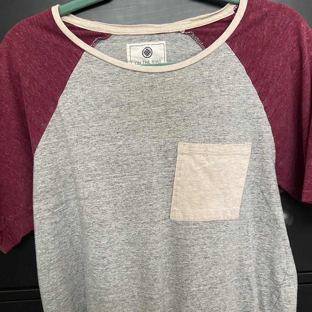 Men’s T-shirt with front pocket by On The Byas size M
